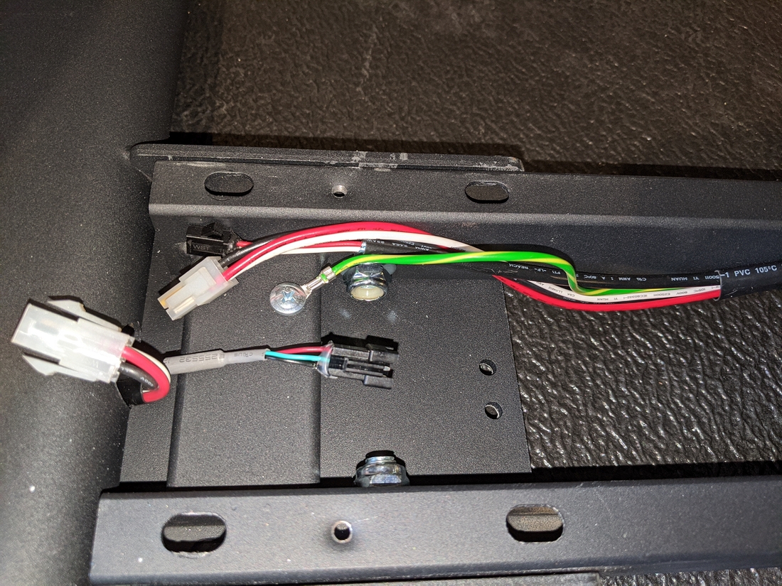 E95 Step 1-1 05 Bolts in, ground wire blocks one nut.jpg
