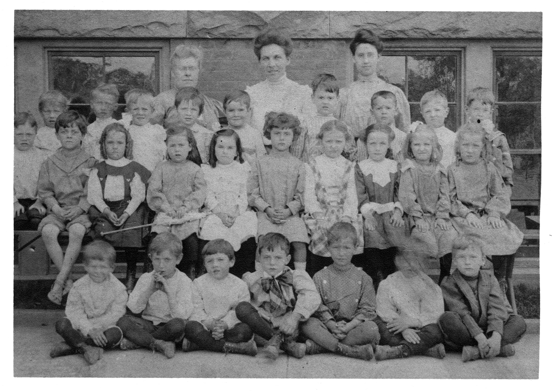 1908~ Uncle Ed Allen (front, 2nd fr left); behind Ed is his sister Mabel (white blouse, dark jumper) 1a.jpg