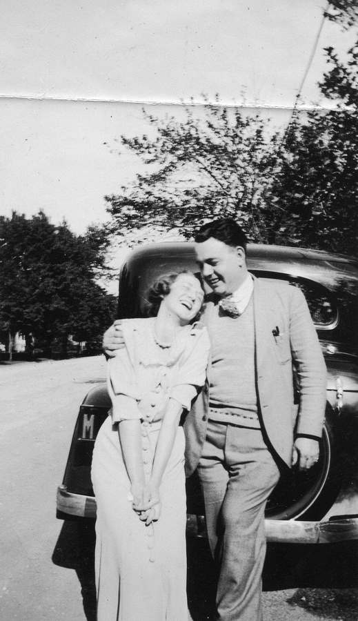 1933~ Elva & Freddie Crook (Harry Sr's brother).jpg