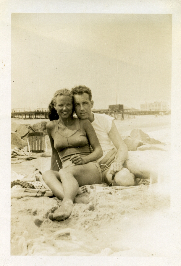 1945-08 2 Velma & Harry in Avon.jpg