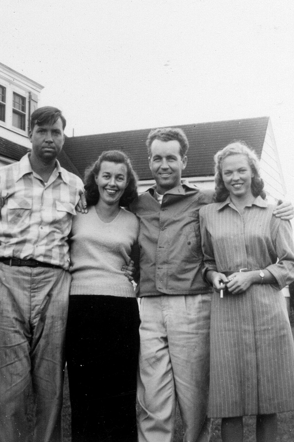1945-09-29 4 Hank, Grace, Harry & Velma at Spring Lake.jpg