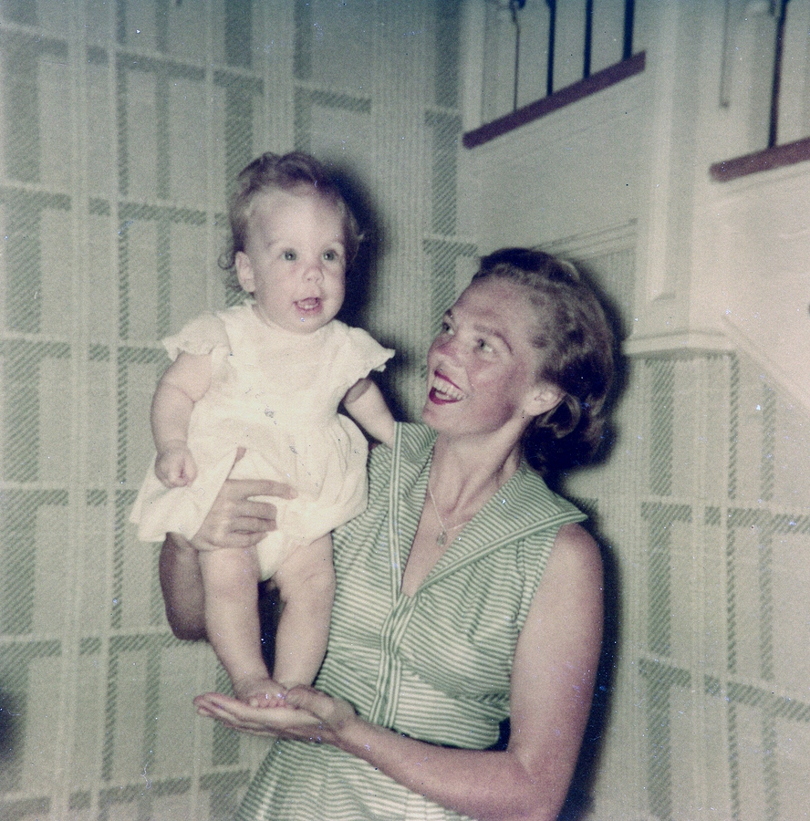 1953-09~ Christy & Velma.jpg