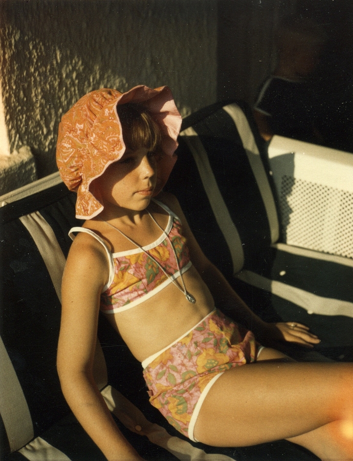 1966-07 2 Karen (glider in Avon).jpg