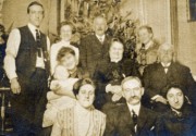 1913-12 (r) Harry & Kate Baldwin, Bill Fowler, Grace Blakeslee; (m) Steve & Roxy Baldwin, Sarah Fowler, Charles Blakeslee; (f) Edith Blakeslee, Ray Baldwin, Ethel Baldwin.jpg
