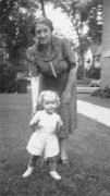 1941-07 Karen Johnson & Liz Perry.jpg