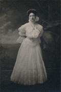 1905-05 1 Ethel Baldwin, I T Z, Boardman HS Graduation, New Haven.jpg