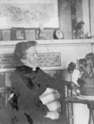1914~ Lell Holladay.jpg