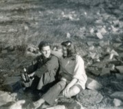 1946-10-06 3 Pete & Diane.jpg