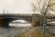 1947-04~ 2 MIT Crews - Spring Practice, Longfellow Bridge, Charles River.jpg