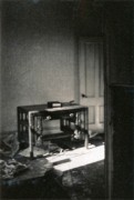 1947-07 3 Living room door.jpg