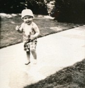 1949-07~ 5 Pete Jr, Wellesley MA.jpg