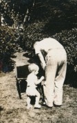 1949-08 1 Pete Jr Helps Pete.jpg