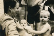 1950-07-08 4 Geneth, Dan & Pete Jr.jpg