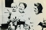 1950-07-08 5 Pete Jr with new workbench, Geneth & Til.jpg