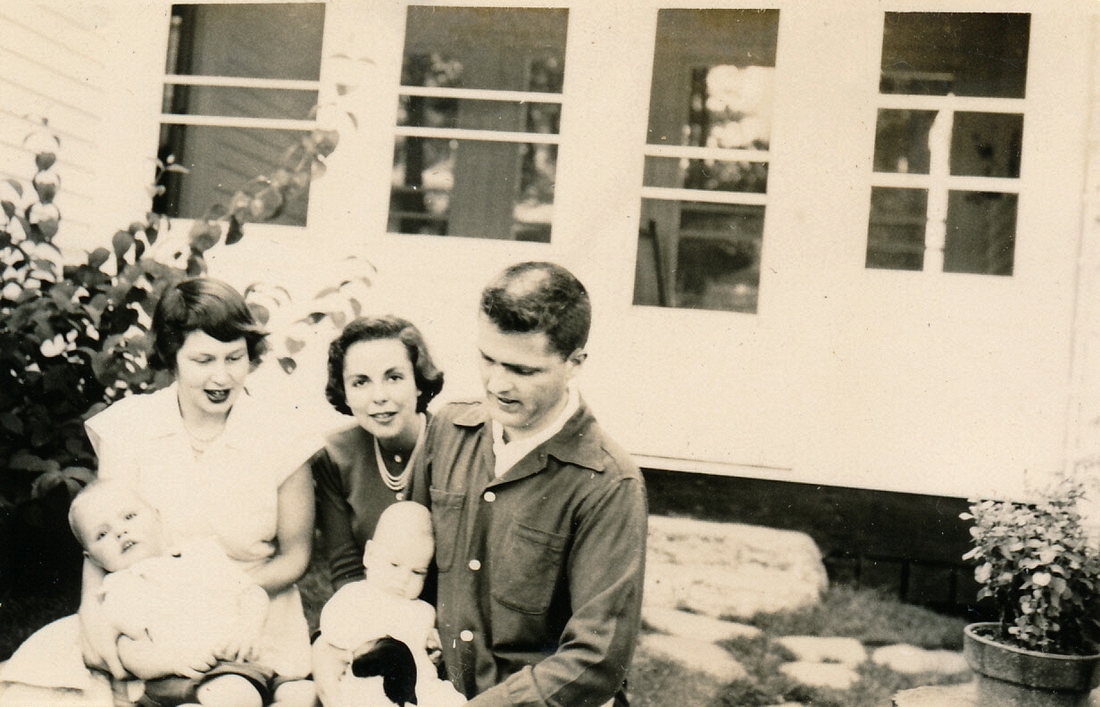1950-08-05 4 Pete Jr, Diane, Jane, Dan & Pete Sr.jpg