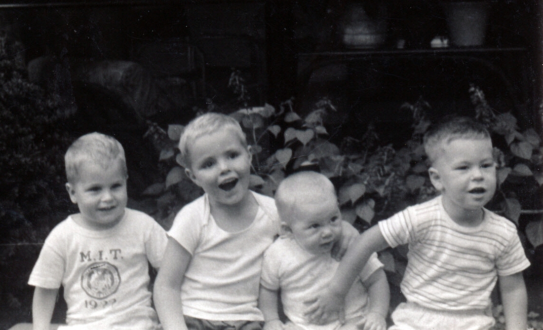 1952-09 2 Cousins Dan, Pete Jr, Carl & John.jpg