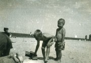 1953-08~ 6 (Pete) Pete Jr & Dan.jpg
