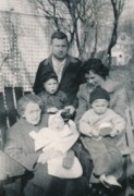 1954-04-25 16 Liz, Judy, John, Jack, Jinny & Carl Perry.jpg