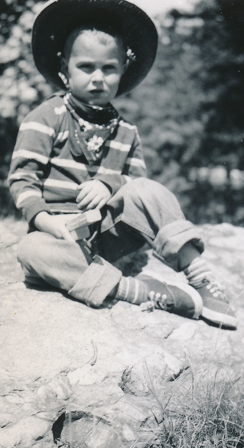 1954-08~ 4 Dan.jpg