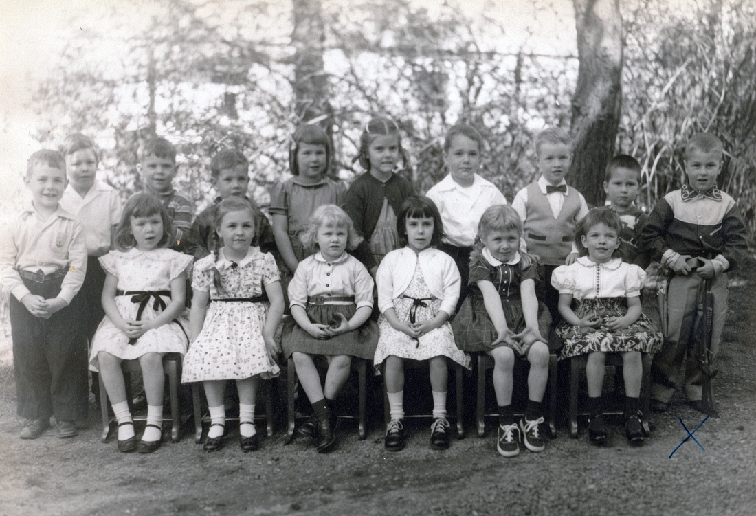1955-05 Danny (right) - Nursery School.jpg
