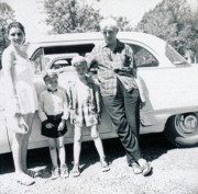 1955-08 05 Ready for the beach - Til, Dan, Pete Jr & Hilliard.jpg