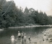 1955-08 16 Shampooing - Til, Hilliard, Pete, Pete Jr & Dan.jpg