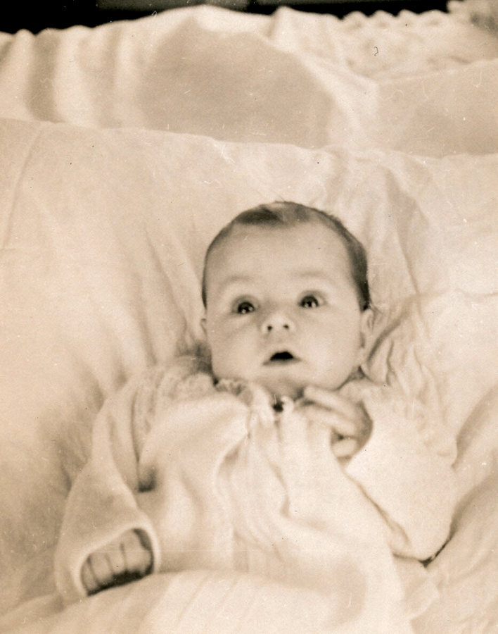 1957-02 1 Andrea (3 months).jpg