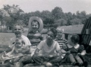 1957-05-27 4 Pete Jr holding Andrea, Dan, John, Carl & Judy; Sudbury MA.jpg