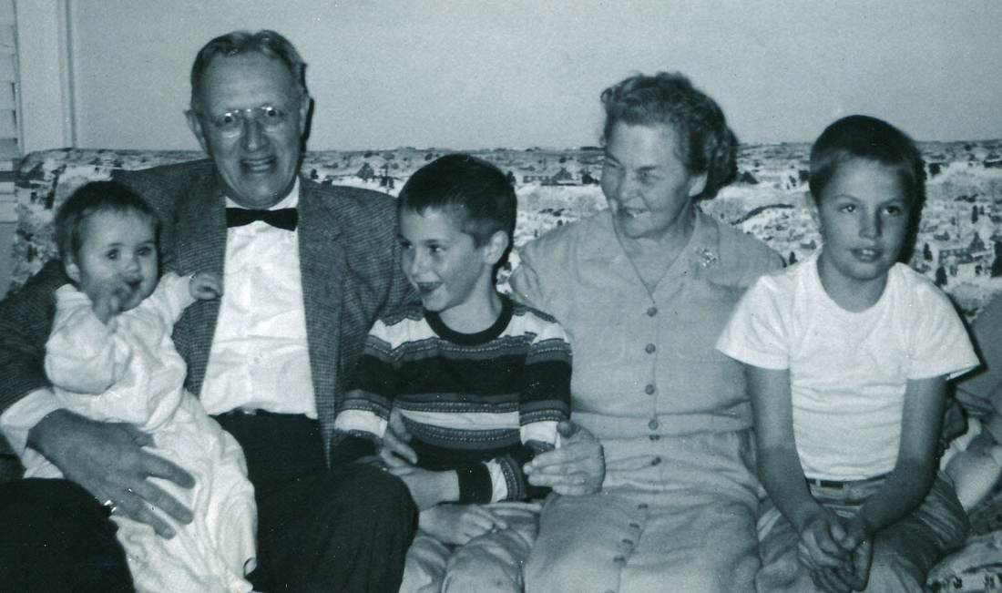 1957-09~ 4 Andrea, Ped, Dan, Doris & Pete Jr.jpg