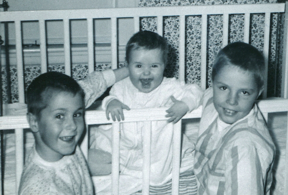 1957-09~ Dan, Andrea with a tooth, & Pete Jr.jpg