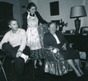 1957-11 1 Pete, Til & Geneth; Douglaston NY.jpg