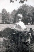 1960-08 24 Andrea, near the pasture across the road, Weare NH.jpg