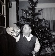 1960-12-24 3 Pete Sr, Christmas Eve in Needham.jpg