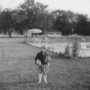 1961-08-06 1 Andrea, Teddy & Doggie; motel pool, Salisbury Beach MA.jpg