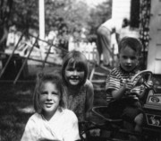 1962-05 13 Anne Rawson, Andrea, & Bobby Long.jpg