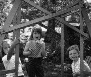 1962-05 16 Anne Rawson, Andrea, & Donna Rheaume - the popsicle man has come and gone.jpg
