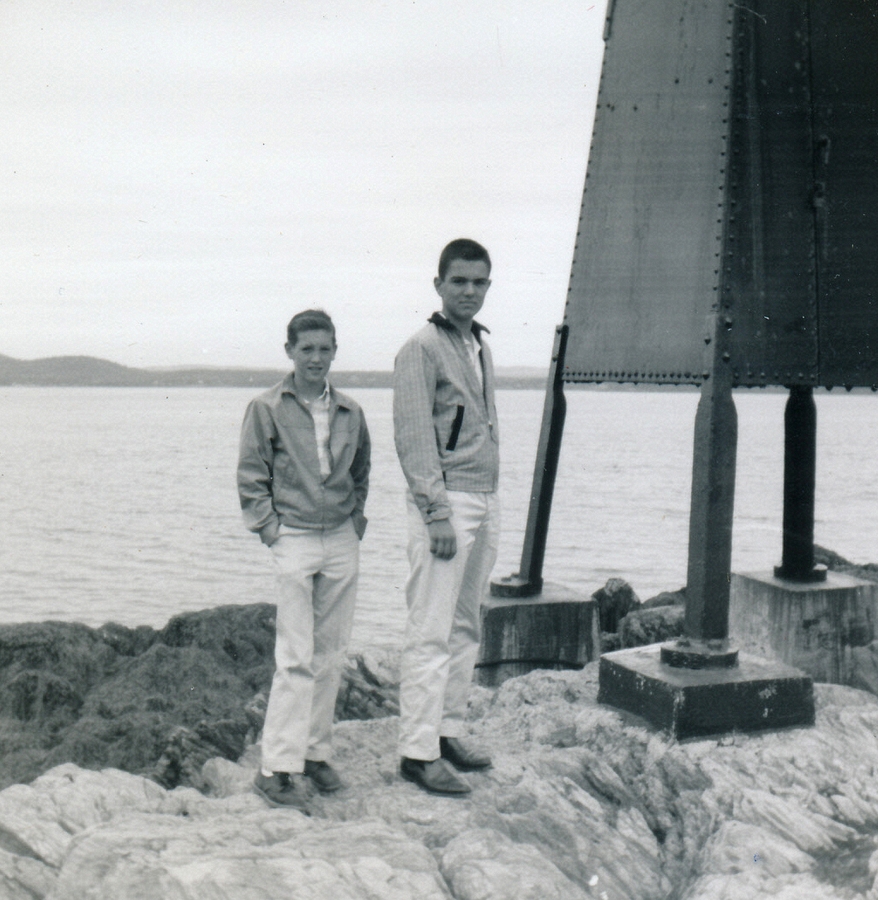 1963-08 10 Ron Stitt & Dave Hoyt wait for ferry, taking bus home; Islesboro ME.jpg