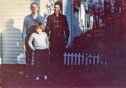 1964-09 9 Pete, Andrea & Dan; back of 204 Highgate St, Needham.jpg