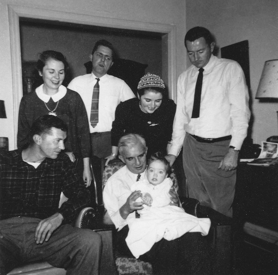1952-04~ (f) Ted Wager, Hilliard & Bob Jr; (r) Mary Jane, Pete Sr, Til, Bob.jpg
