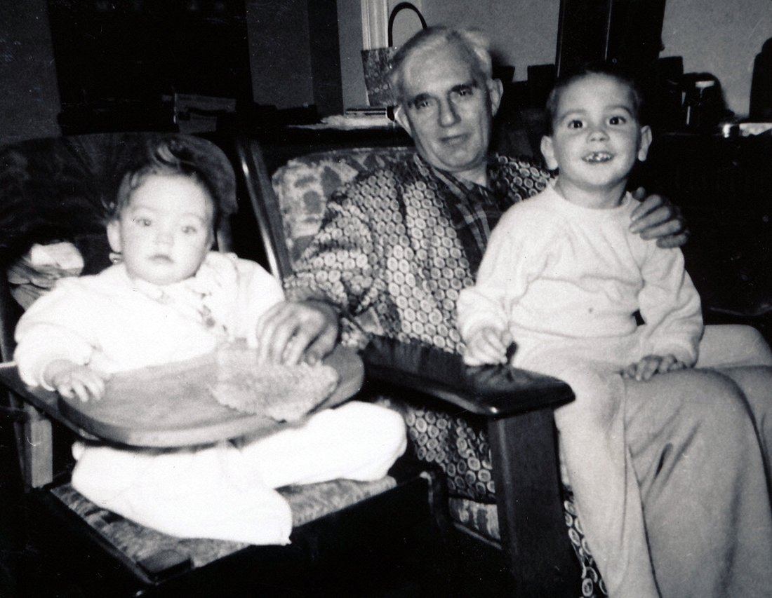 1956-01 1 Deidra, Hilliard & Bob Jr; Douglaston NY.jpg