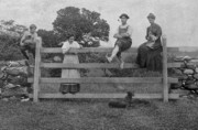 1905~ Ped, Liz, Harry & Mabel (Hotchkiss) Perry, Oxford CT.jpg