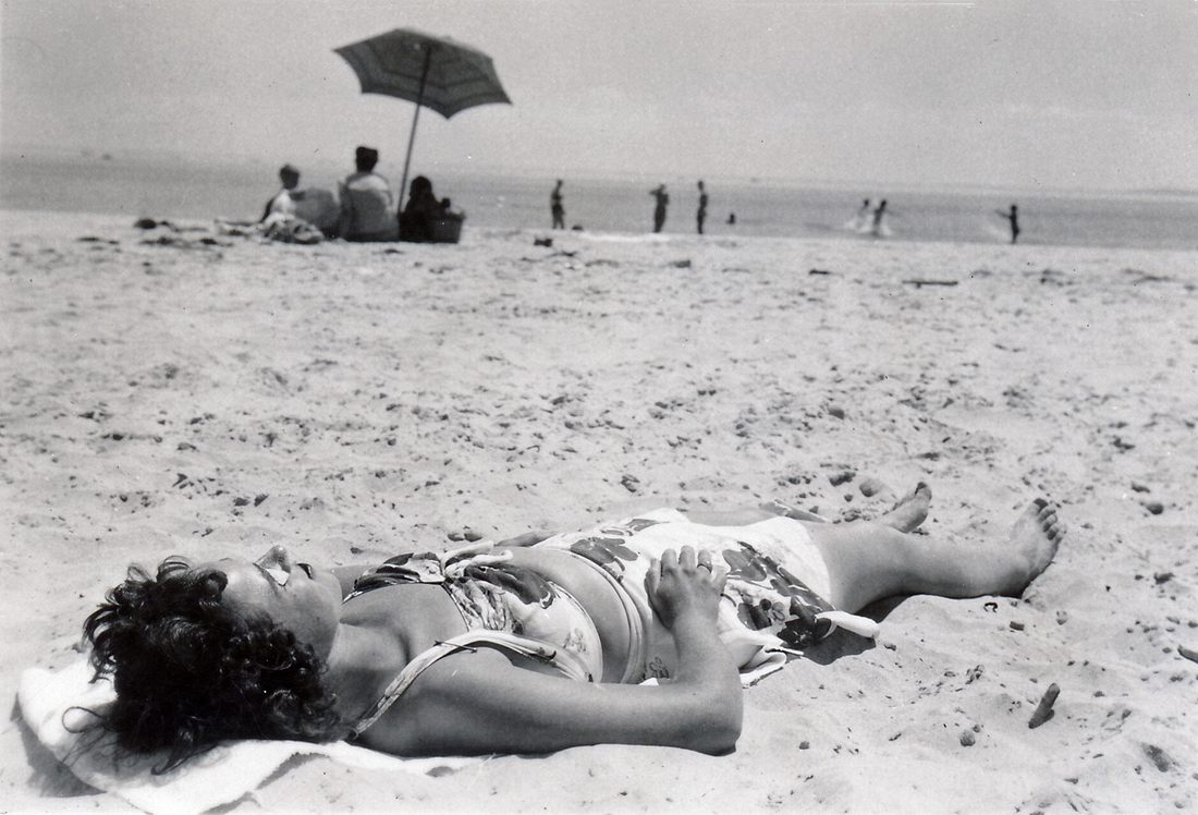 1946-07-15 1 Jinny Potter, Beach Party, Cape Cod; after party for Lu Clark.jpg