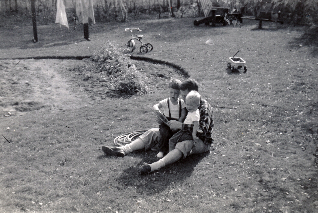 1953-10-18 John, Jack & Carl; Chapin Circle, Ludlow MA.jpg