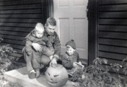 1953-11-01 2 Carl, Jack & John, new Perry home, Ridgewood Rd, Wilbraham MA.jpg