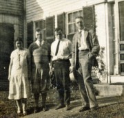1927 1 Doris, her brothers Lee & Arnold Woodbury, Ped.jpg