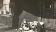 1933-02-23 Diane (10 years) & Jane.jpg