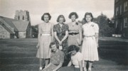 1939-07 18 (r) Barb 'Crow' Crowther, Alice Hanscom, Jayne Rupp & Bonney Bellwood; (f) Cynthia Bishop & Diane; Northfield Conference MA.jpg