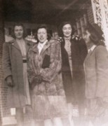 1941-03-30 05 Louise 'Cheezie' Cheever, Barbara 'Kelly' Kelly, Dorothea 'Dot' Ohmart & Anne MacNeil, Allentown PA.jpg