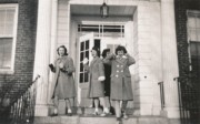 1942 Diane (center) & friends, Colby Jr College.jpg