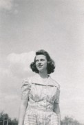 1945-05~ 7 Jinny graduates, BS Colby Jr College.jpg